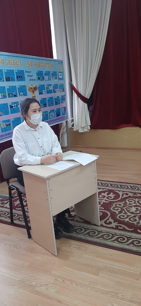 Дебат тақырыбы: Зиянды  тағамдарға салық салады