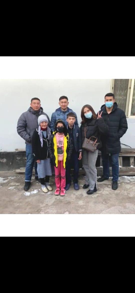 Помощь малообеспеченным семьям .